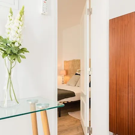 Large Bright For 6 With Lovely Terrace Appartement Sintra